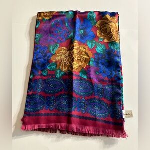 BERKSHIRE VINTAGE MADE IN KOREA BOLD FLORAL MULTI COLORED OBLONG SCARF O/S